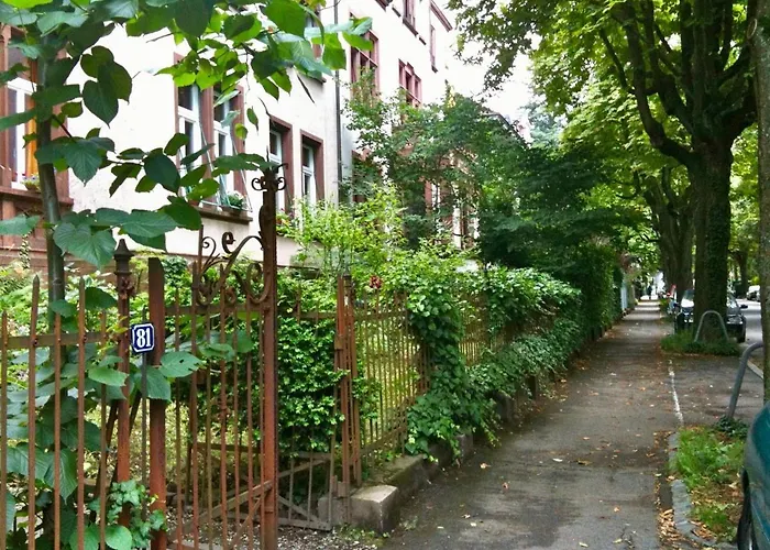 Naehe Stadtmitte ホームステイ フライブルク